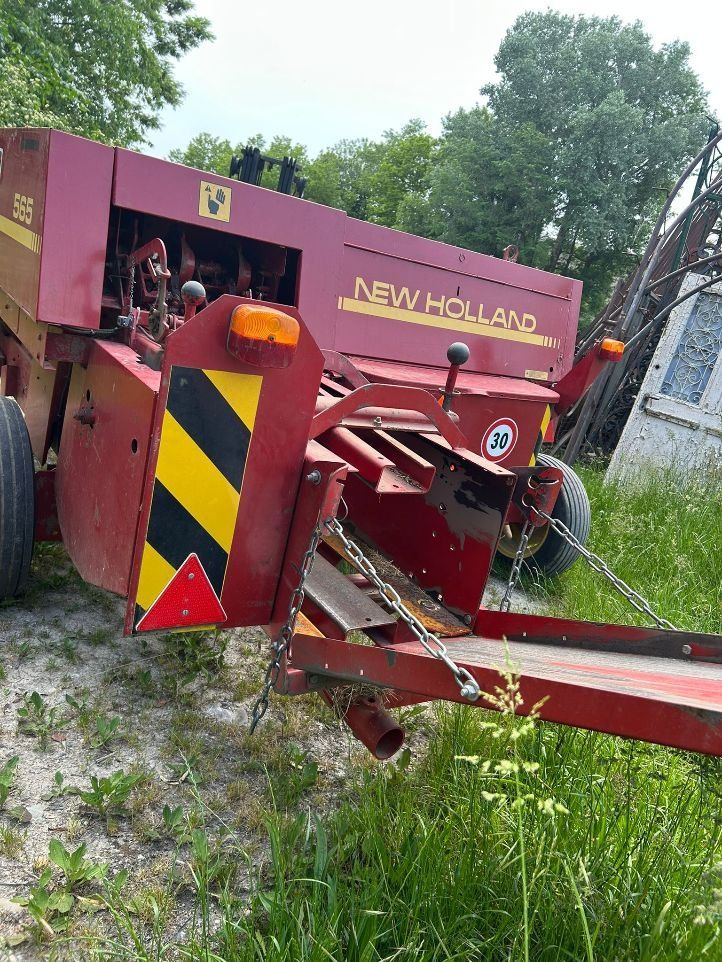 New Holland Tutte le macchine: Une presse New Holland – Usato da Russy venduto da Guenefle 3