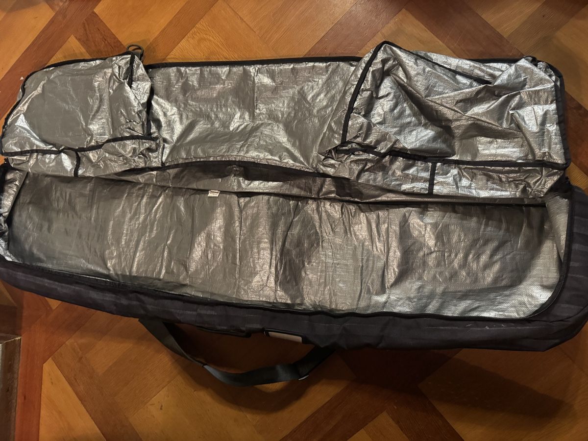 Dakine Borse: Dakine Snowboard Tasche – Usato da Grindelwald venduto da yoloflip45 2