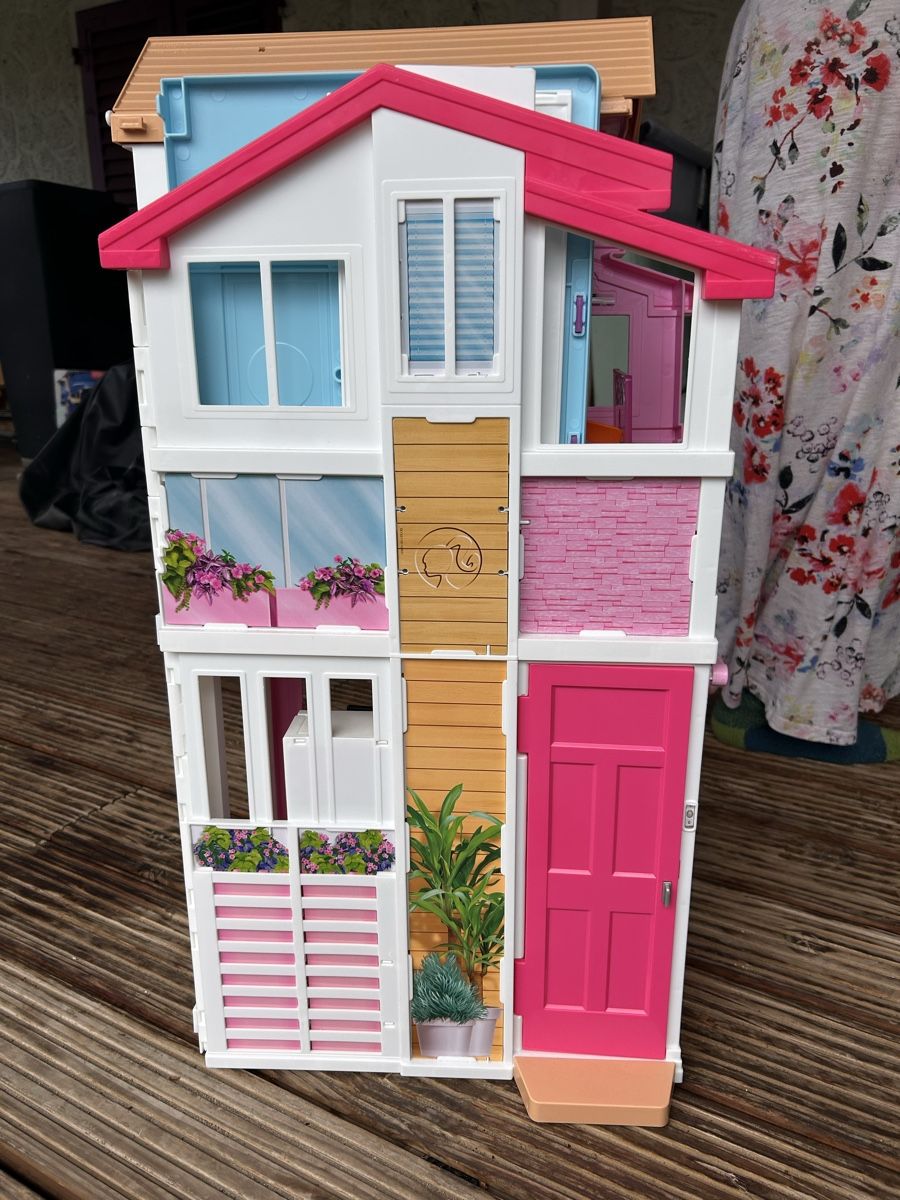 Barbie Case e mobili per bambole: Barbie Traumhaus – Usato da Rüti ZH venduto da Helen_333 1