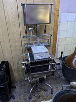 Embouteilleuse-filtreuse en parfait état (pour bière et vin)
