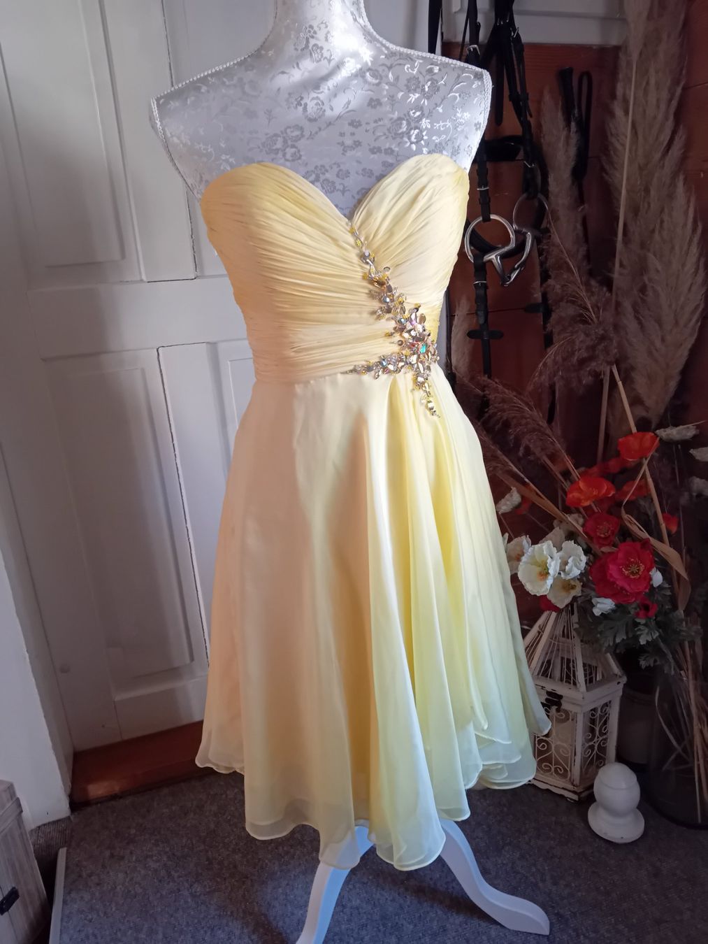Vestiti: Robe coktail à strass 34-36 – Usato da Rüthi (Rheintal) venduto da titlis07
