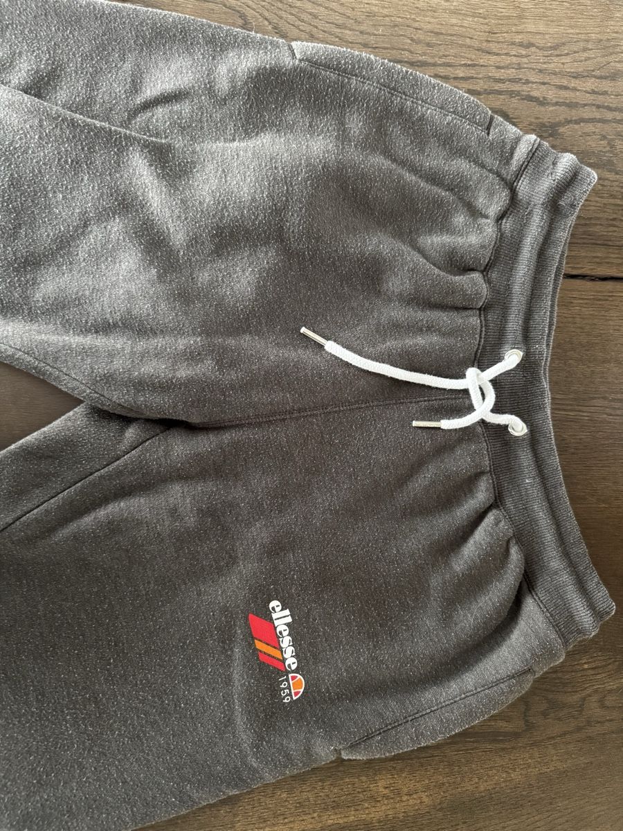 Pantaloni: Elesse Herren-Jogginghose mit Bund – Usato da Pfungen venduto da 007Leni 2