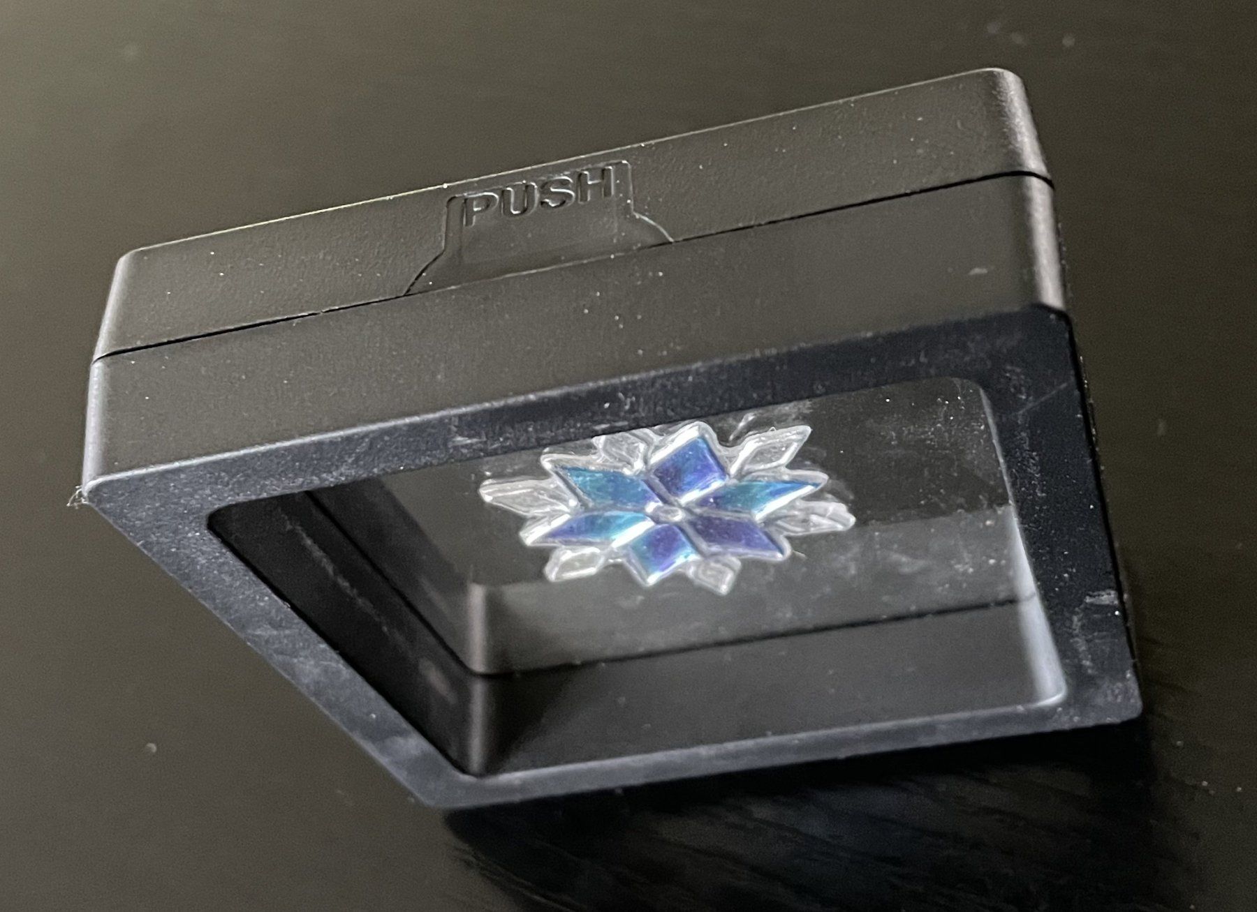 Tutte le decorazioni: Eiskristall Schneeflocke in Displaybox Geschenk Deko – Usato da Oftringen venduto da allesmeins 1