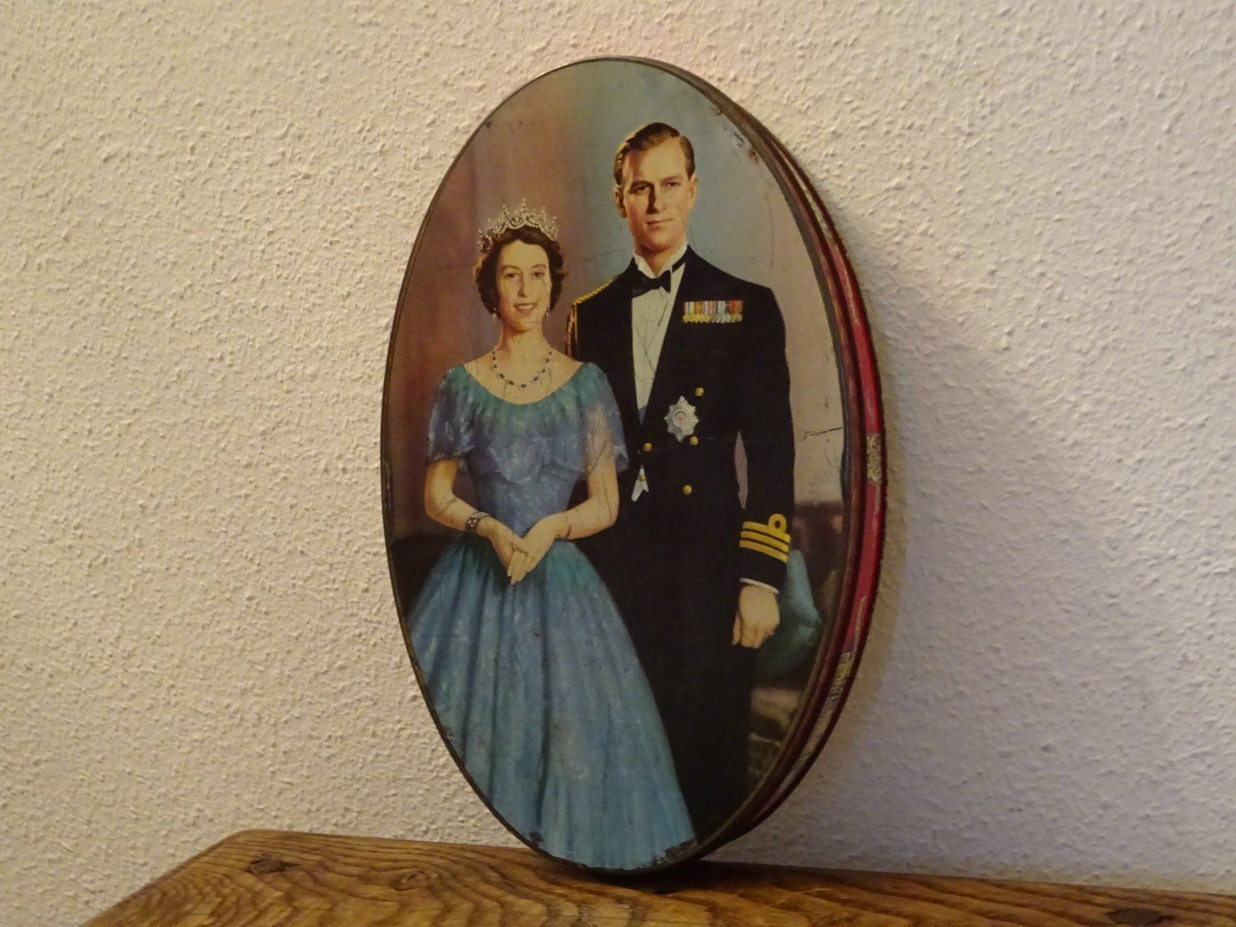 Barattoli: Blechdose Königin Elisabeth II. – Usato da Esslingen venduto da eintagammeer 2