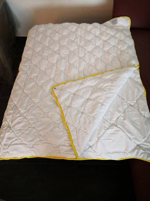 Couvertures: Kinder Duvet – D'occasion à Ottenbach par Acki_la