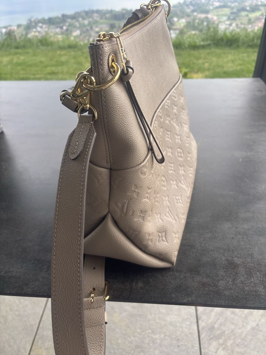 Louis Vuitton Borse da donna: Louis Vuitton Maida hobo – Nuovo (secondo la descrizione) da Chamby venduto da vuittonista 2