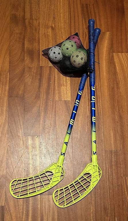 Giocattoli: Children's floor ball set – Usato da Crassier venduto da CocoChill