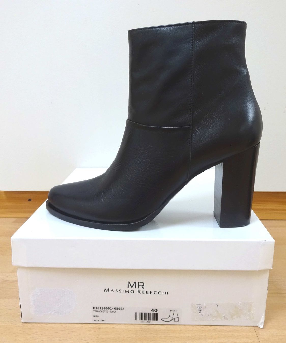 Scarpe da donna: Massimo Rebecchi - Neue Stiefeletten - Leder - Grösse 40 – Nuovo e nell'imballaggio originale da Zofingen venduto da Justizia_01