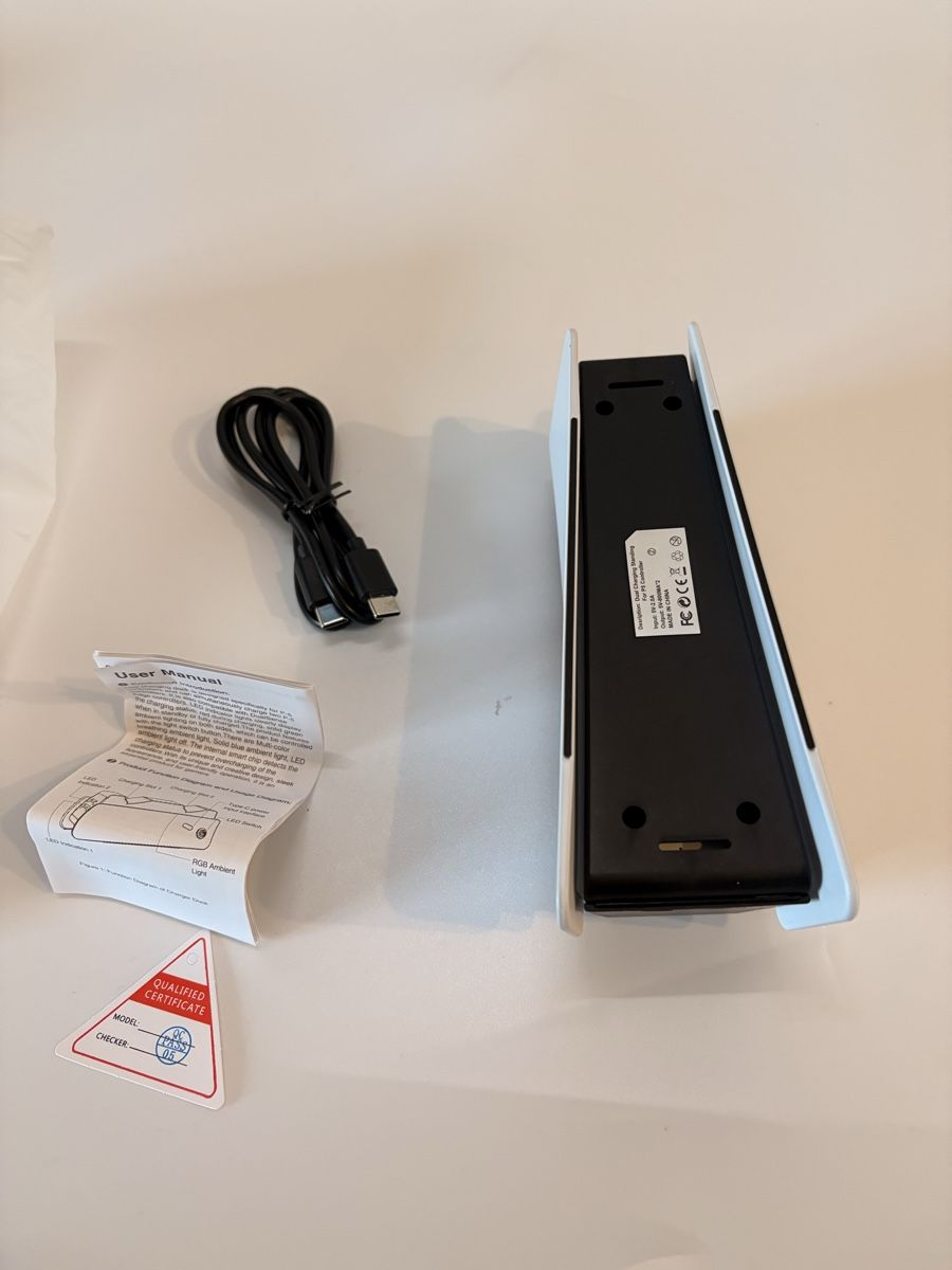 Sony Adattatori & Cavi: PS5 Dual Controller Ladestation – Nuovo (secondo la descrizione) da Frauenfeld venduto da isa_9cy7 3