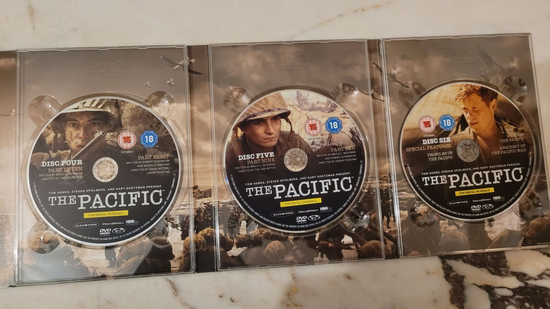 Alle DVDs: DVD Serie The Pacific (EN) – Gebraucht aus Zürich von lexi_alex 2