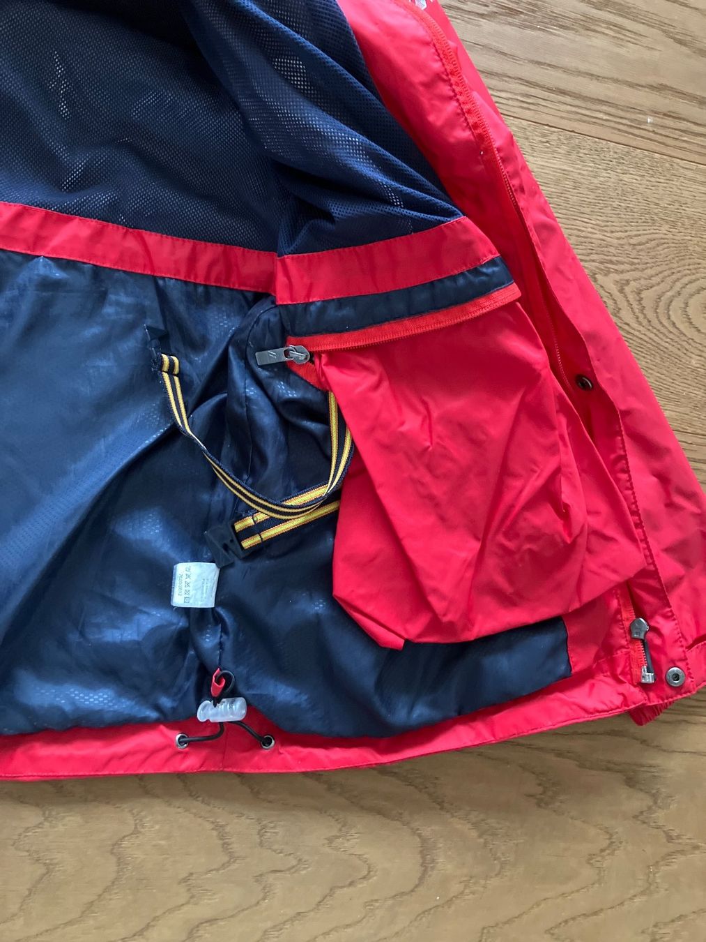 Giacche: K-Way Regenjacke, rot – Usato da Unterägeri venduto da Bettsofa123 5