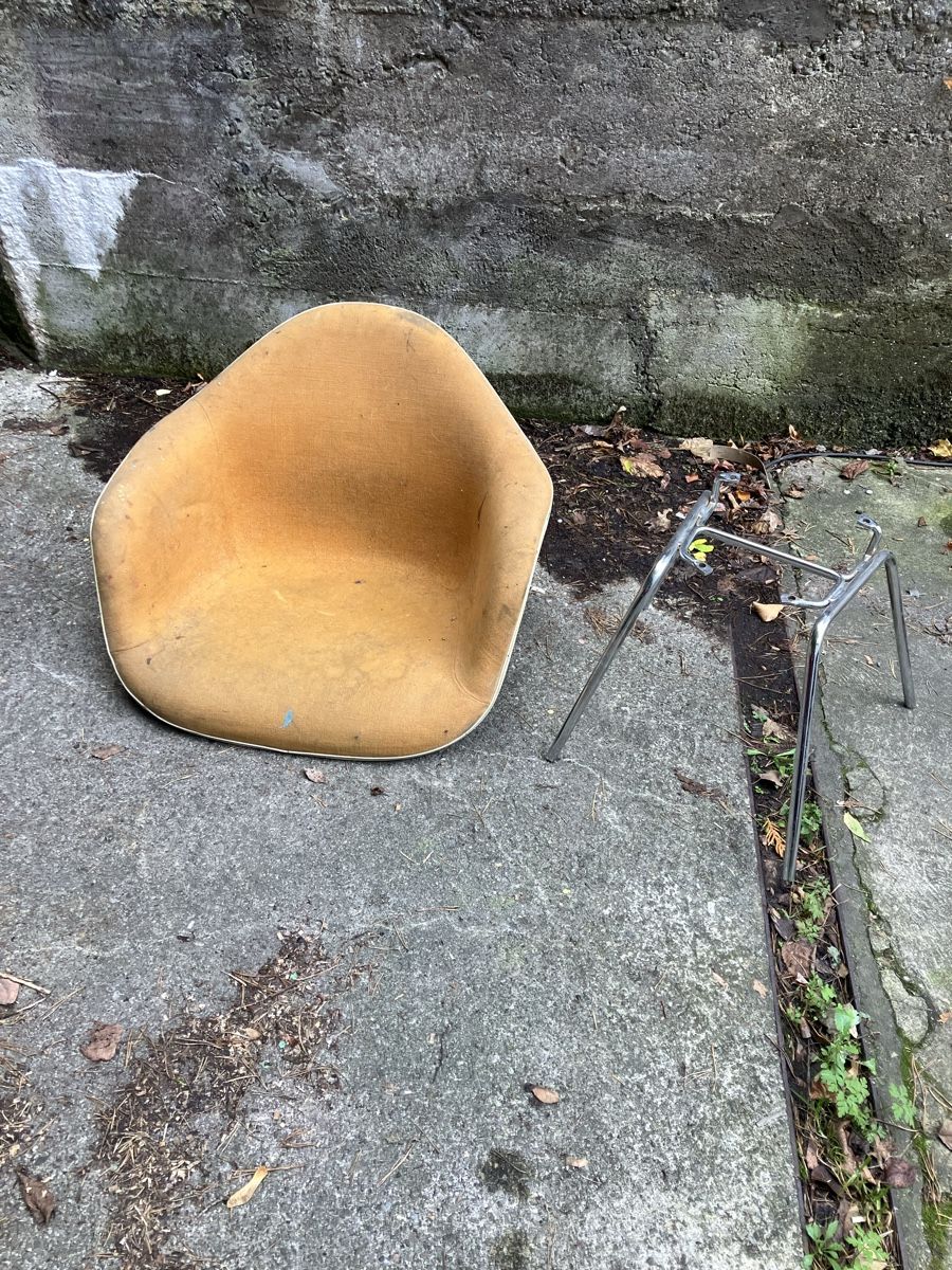 Eames Sessel: Fauteuil Eames  – Gebraucht aus fribourg von Retroverso 2