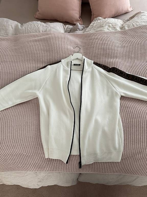 Giacche: Original Balmain Strickjacke  Grösse M – Usato da Tenniken venduto da Raphi.hefti