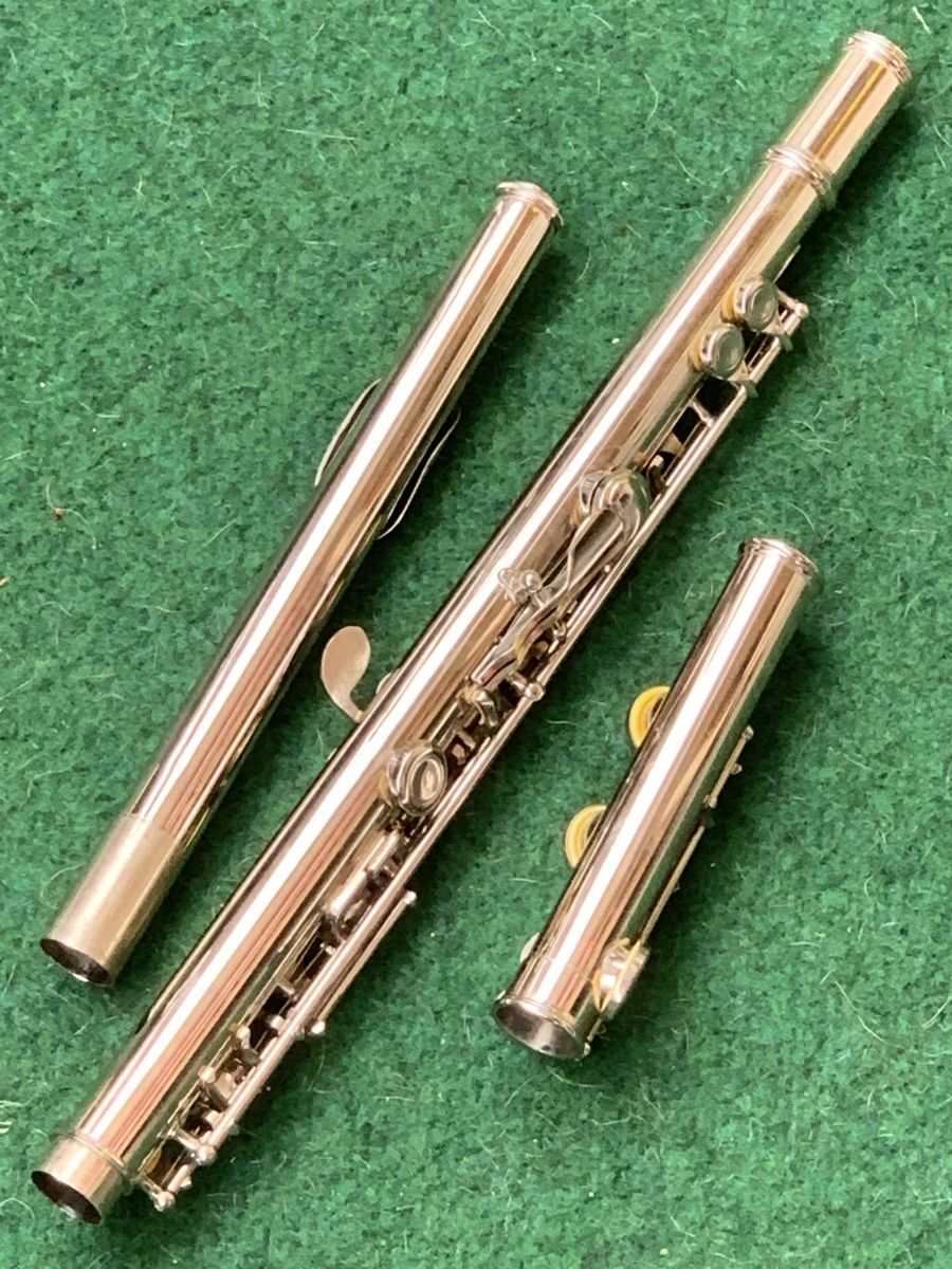 Musikinstrumente: „QUERFLÖTE“ mit Koffer – Gebraucht aus Wangen b. Olten von Finolino28 5