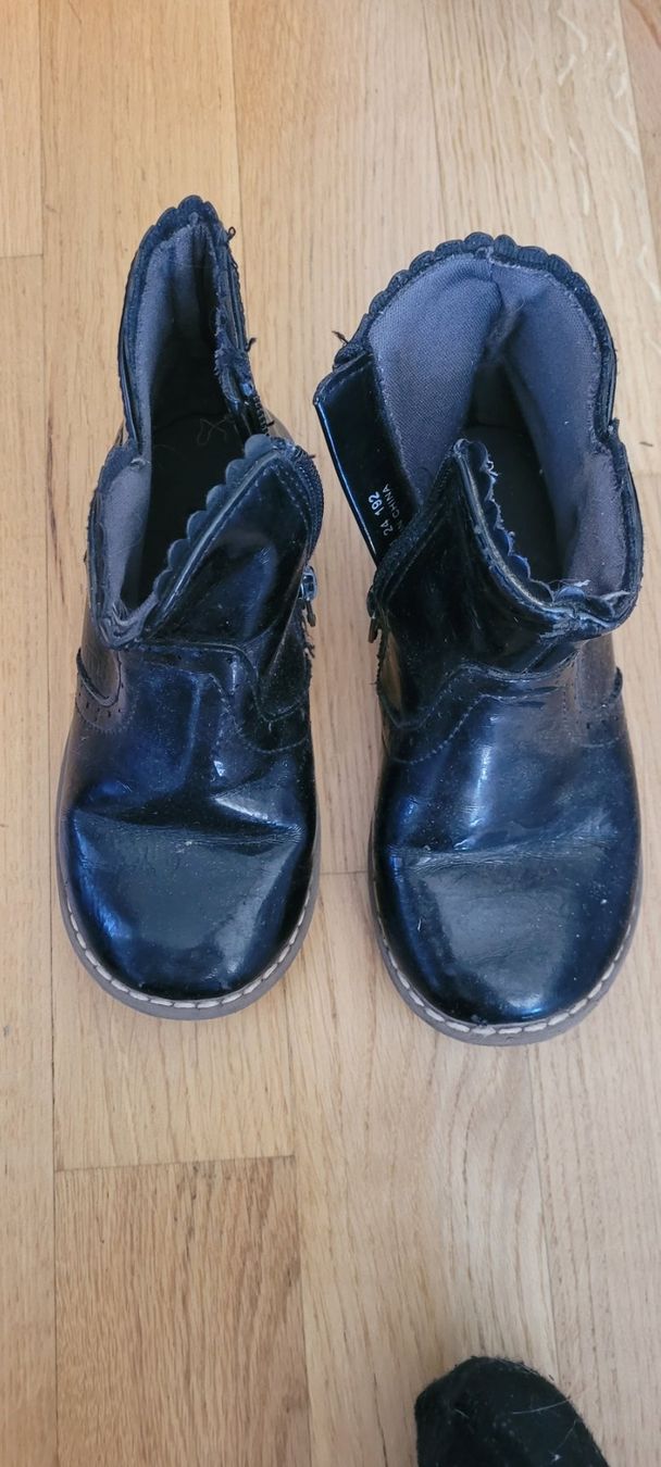 Scarpe per ragazze: Bottines fille taille 28 – Usato da Gland venduto da Mezo81010