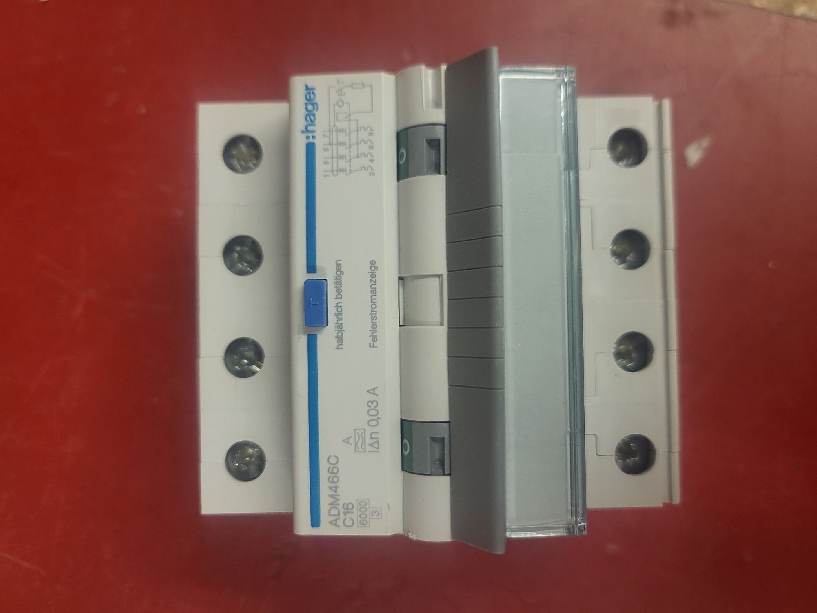 Hager Alimentazione elettrica: FILS Hager, 3LN, 16A – Usato da Alpnach Dorf venduto da str_jdw2