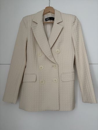 Elegante Zara Blazer, Crème-Farbe, Grösse XS, Top Zustand