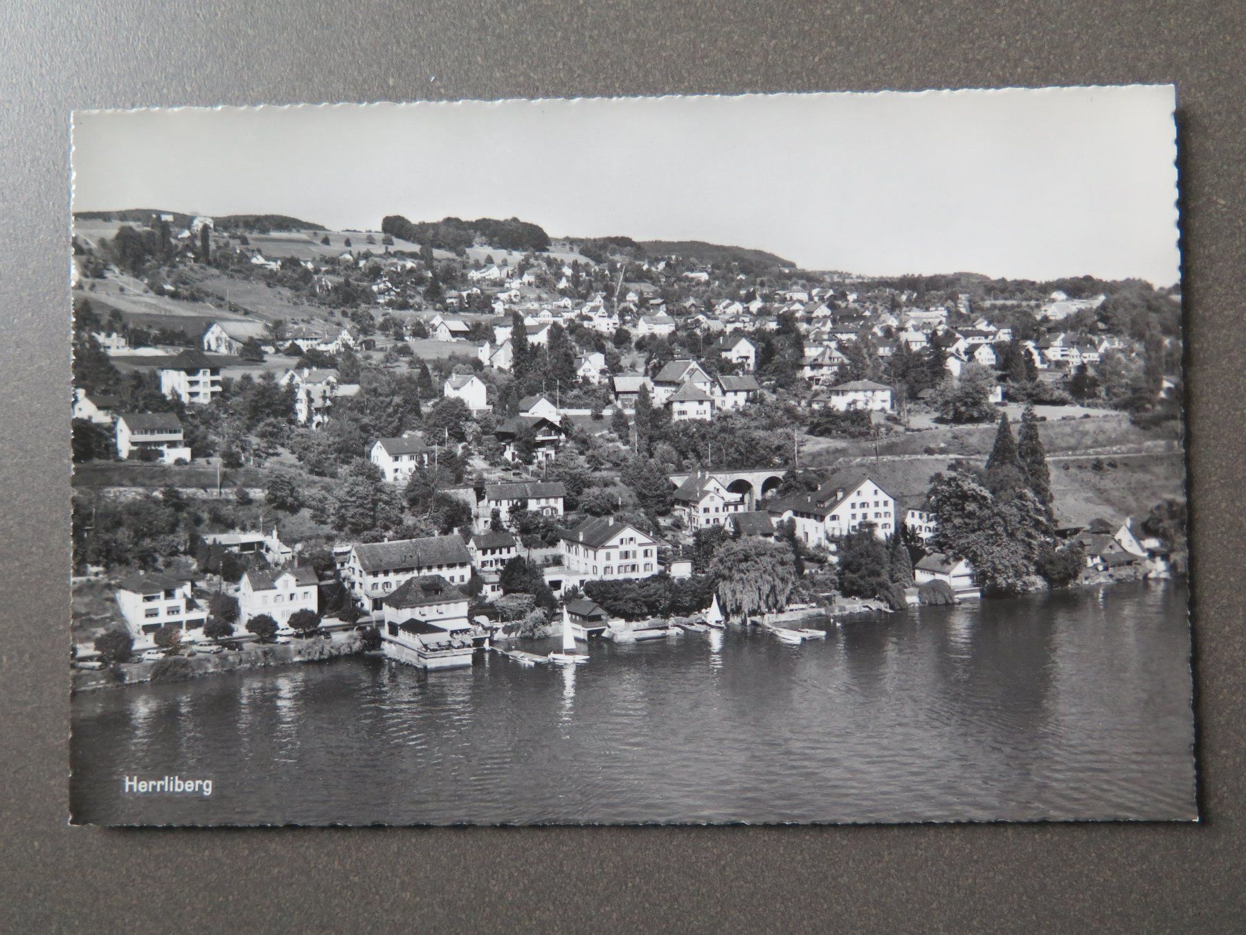 Cartoline postali: HERRLIBERG – Usato da Wittenbach venduto da lipasal