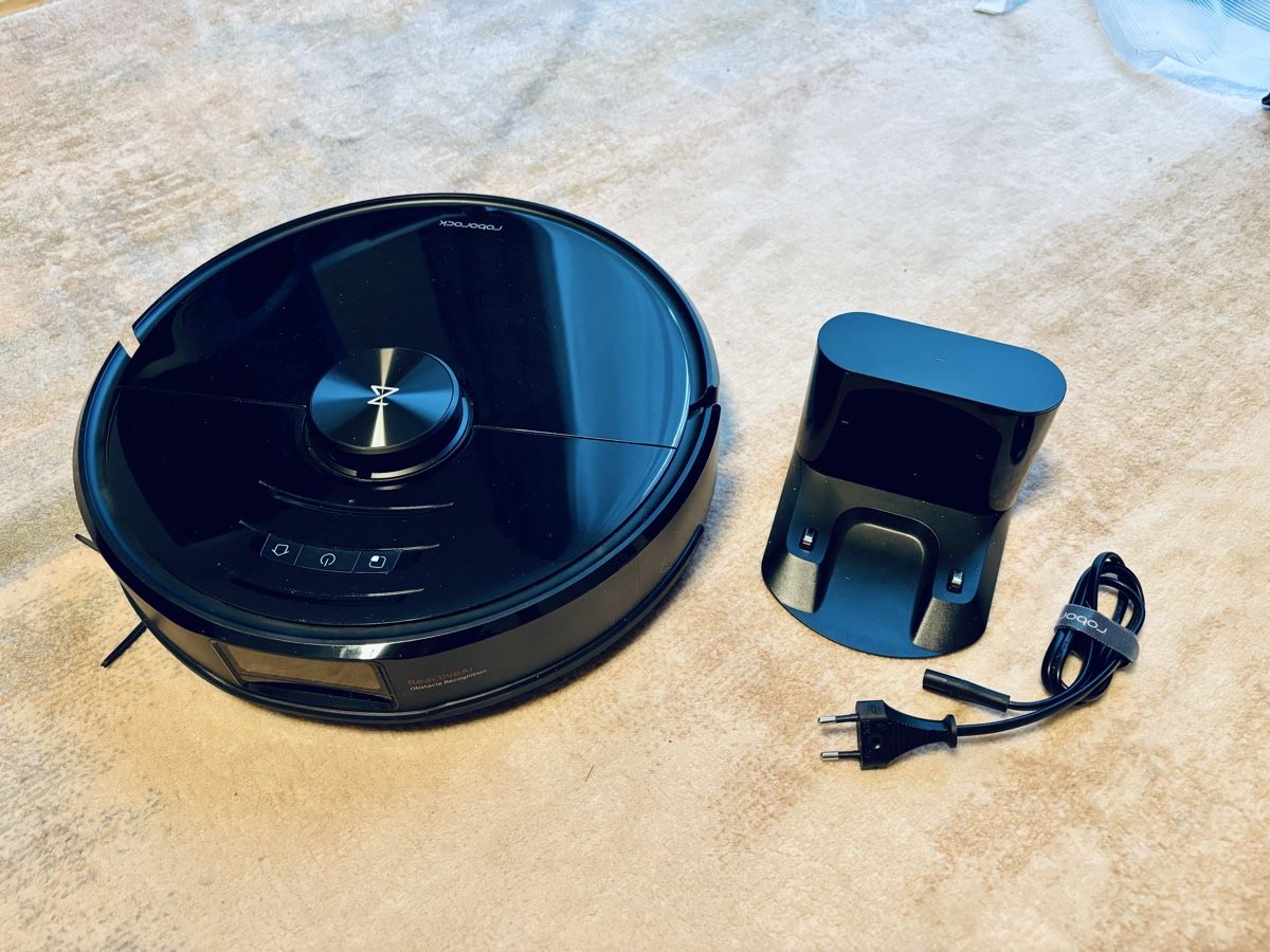 Roborock Aspirapolveri & Accessori: Roborock S6 MaxV - Robot Vacuum Cleaner - Black – Usato da Bülach venduto da Lummax 3