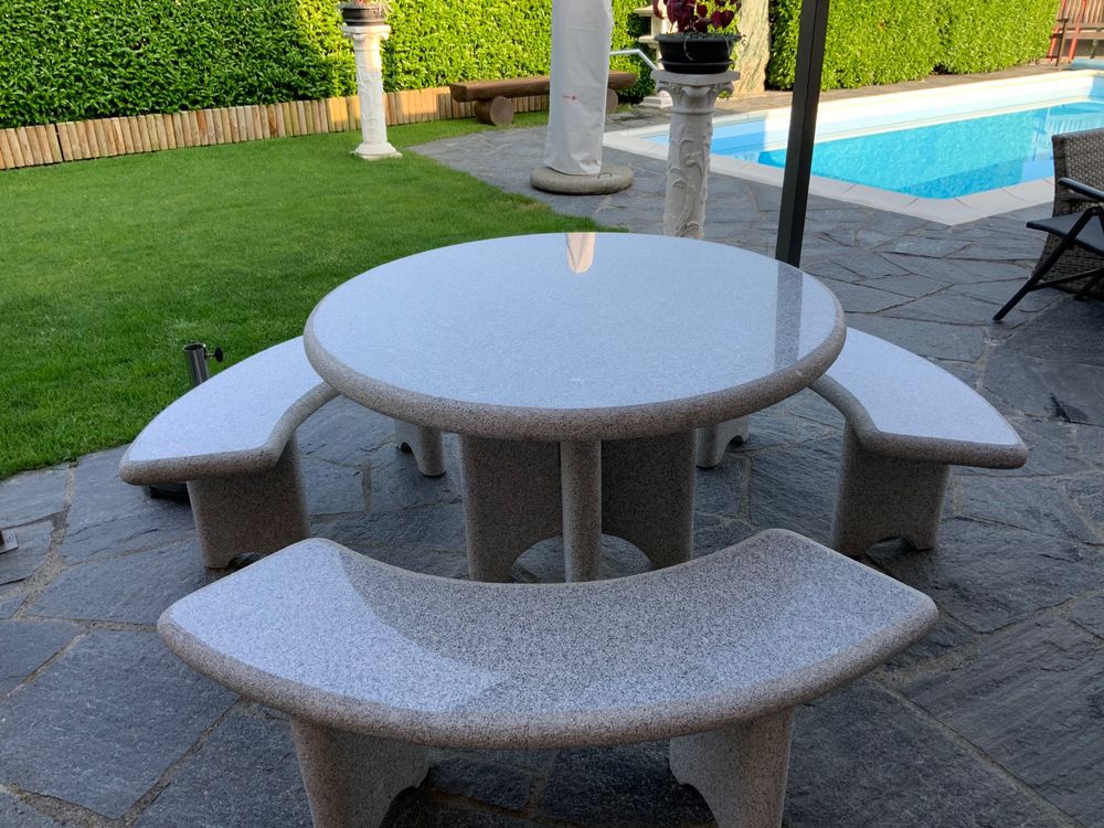 Stein Gartentisch rund (Gebraucht) in Schöftland für CHF 770 – nur ...