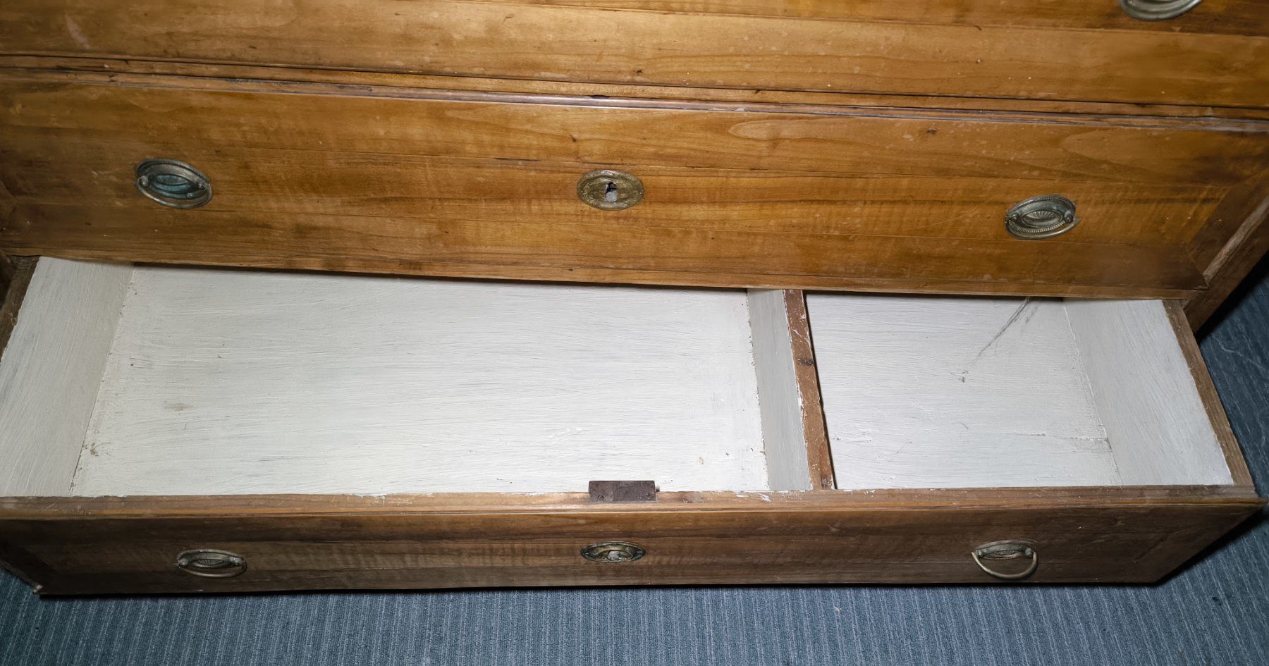 Kommoden: Spitzfußkommode ca.1790–1820 – Gebraucht aus Rorschacherberg von snOOpydOg11 4
