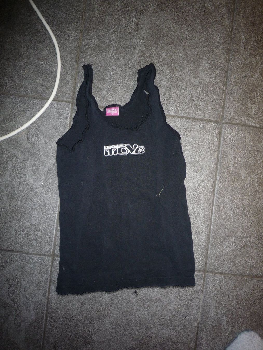 Blusen, T-Shirts & Tops: TOP GR.140 – Gebraucht aus Andwil SG von schmei