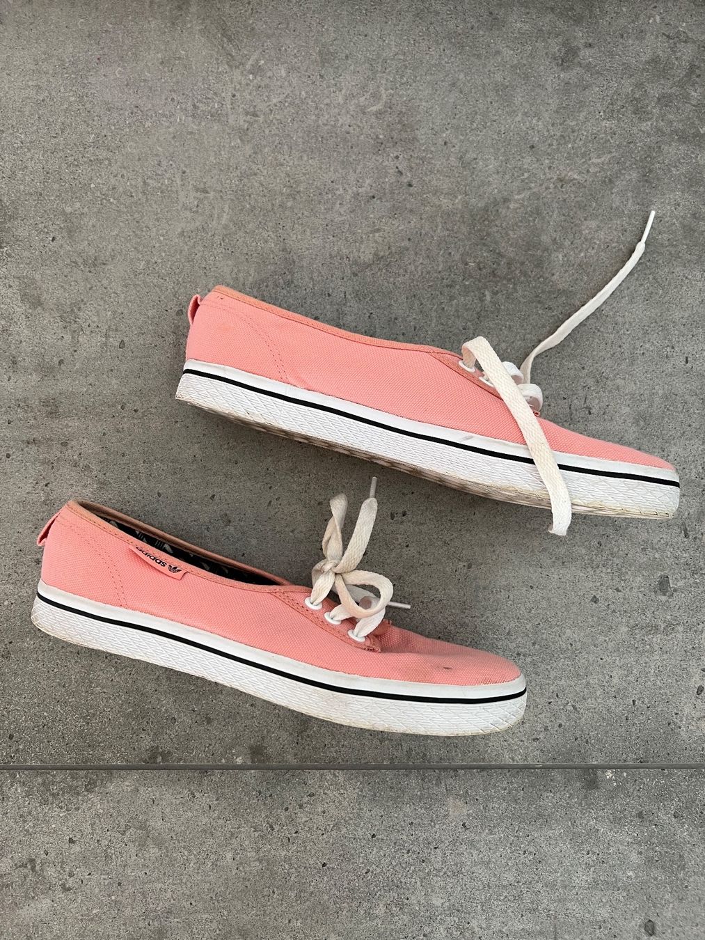 Adidas Scarpe da donna: Adidas sneakers – Nuovo (secondo la descrizione) da Cama venduto da UnleashdByAna 6