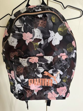 Rucksack Puma Blumen neuwertig
