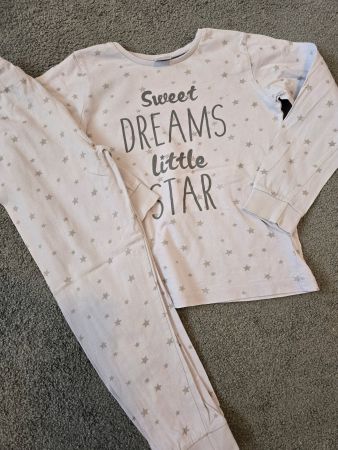 Pyjama mit Sternen Motiv gr.110-116