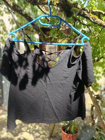 Schwarzes Sommer Top mit Schnürung, Grösse 38,