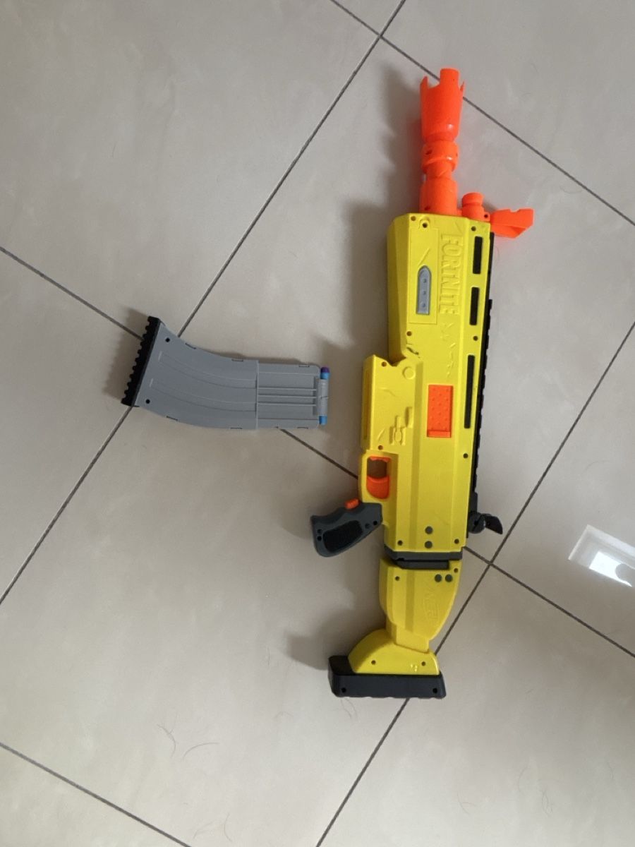 Nerf Spielzeuge: Nerf Waffe Fortnite mit Magazin – Neu (gemäss Beschreibung) aus Zufikon von Farfallina2015 1