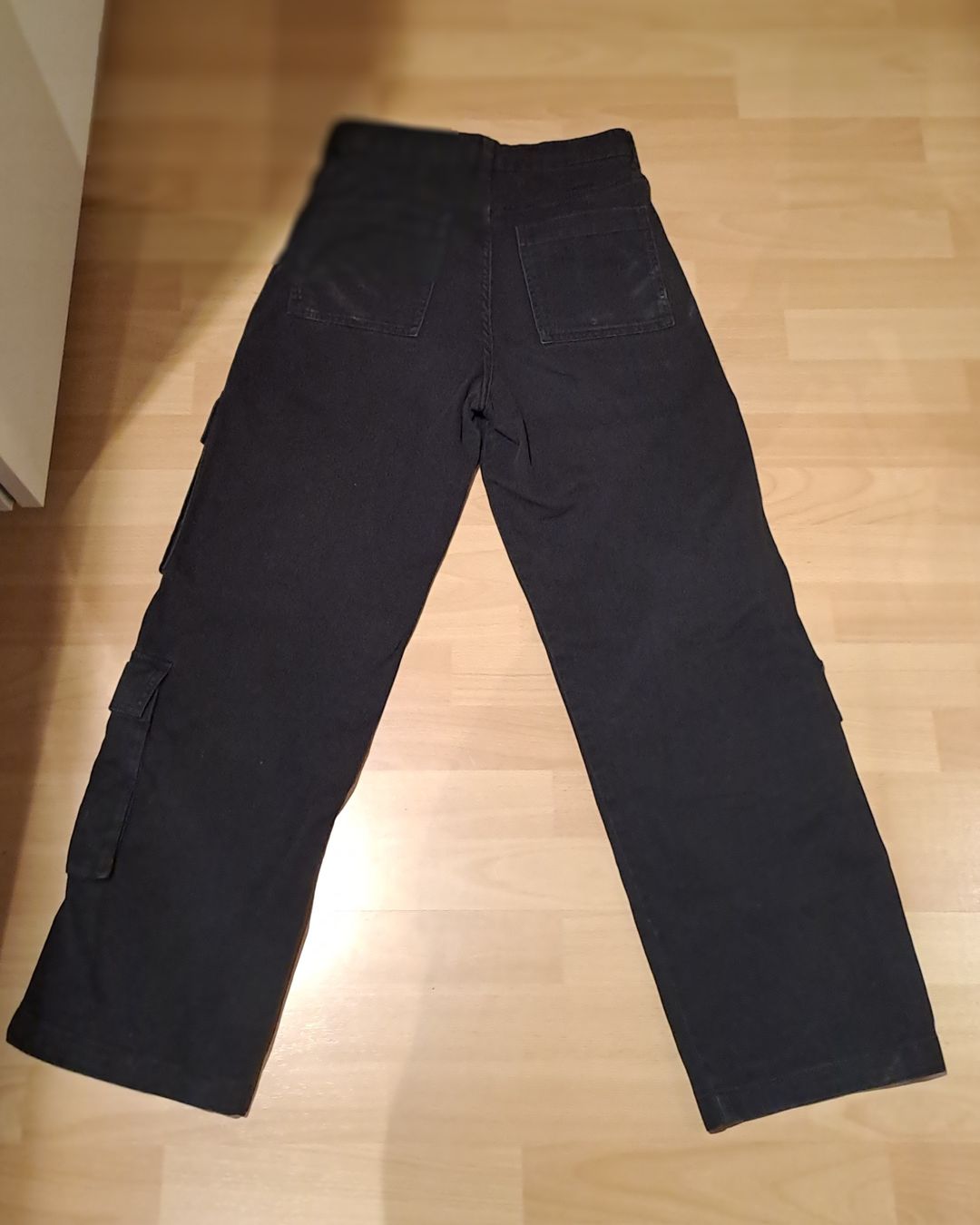H&M Jeans: H&M Cargo Hose Damen gr. 36 – Nuovo (secondo la descrizione) da Rothenburg venduto da 123odermatt 1