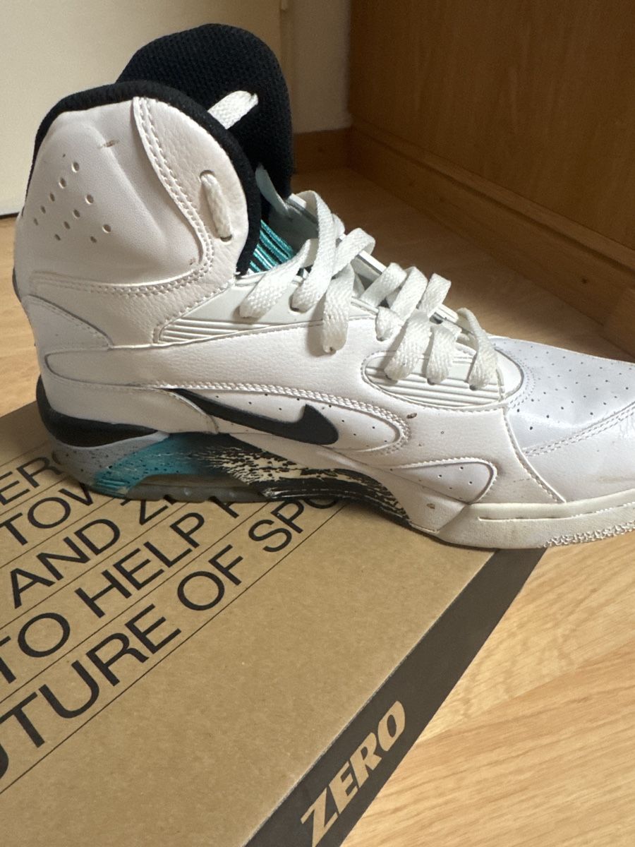 Nike Scarpe da uomo: Nike Air Force 180 Blau Smaragd gr42.5 – Difettoso da Fislisbach venduto da PR-Trade 2