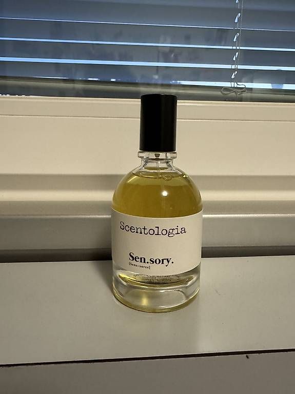 Profumi & Eau de Toilette: Scentologia Sensory EDP 100ml – Usato da Zürich venduto da justin27