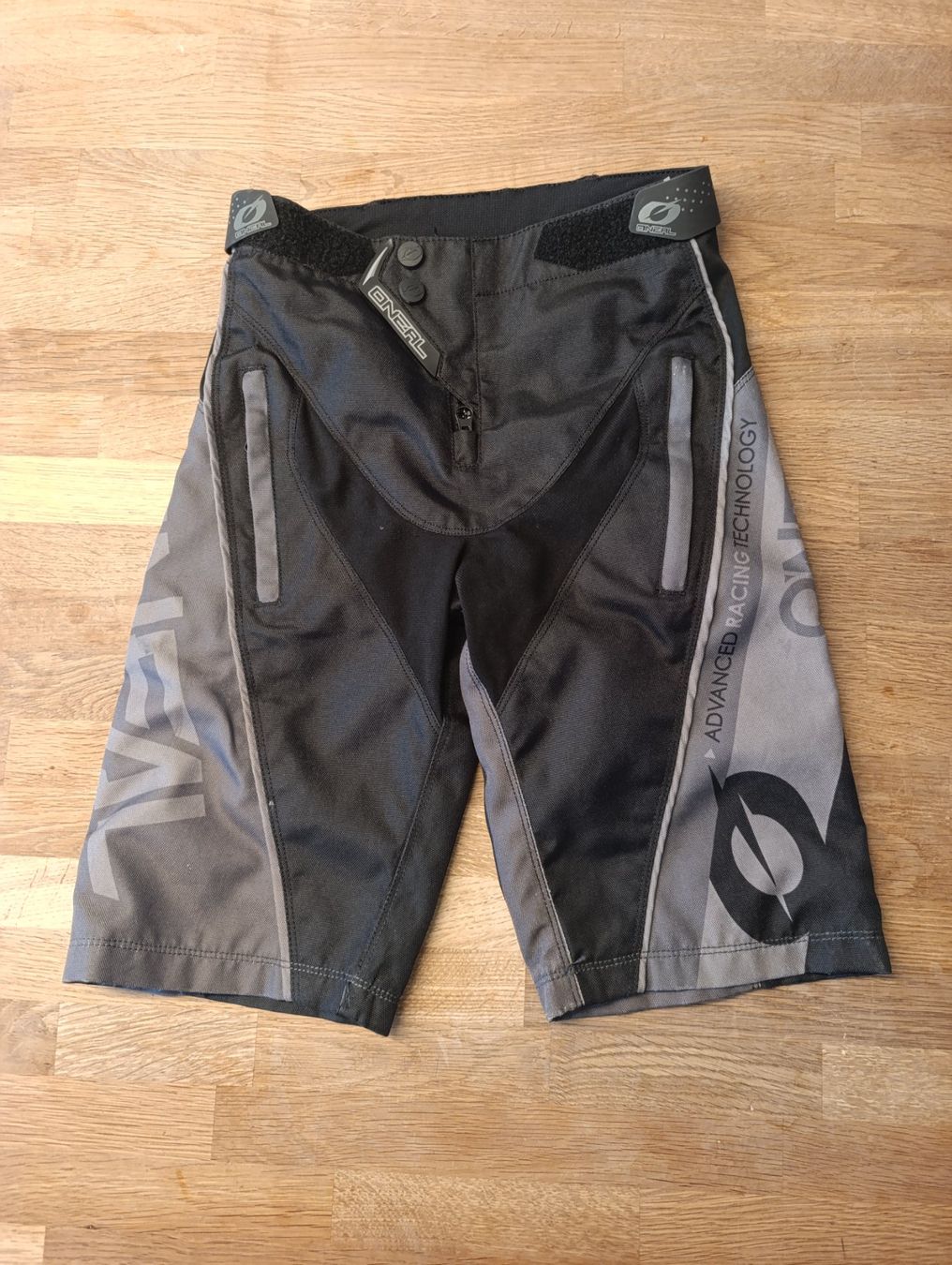 Pantaloni: ONeal MTB-Shorts Kinder Gr. 22 – Usato da Stein AR venduto da rom_r85r