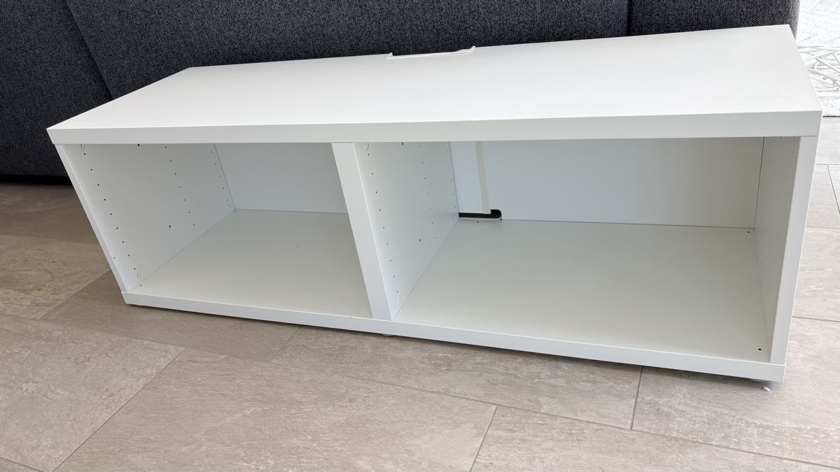 Ikea Mobili TV: TV Stand / Shelves – Usato da Erlenbach ZH venduto da Lexoph