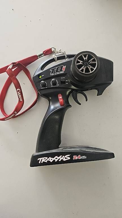 Traxxas Modellismo RC: Traxxas Summit 1/8 – Usato da Sils im Domleschg venduto da Colin.Grischott 4