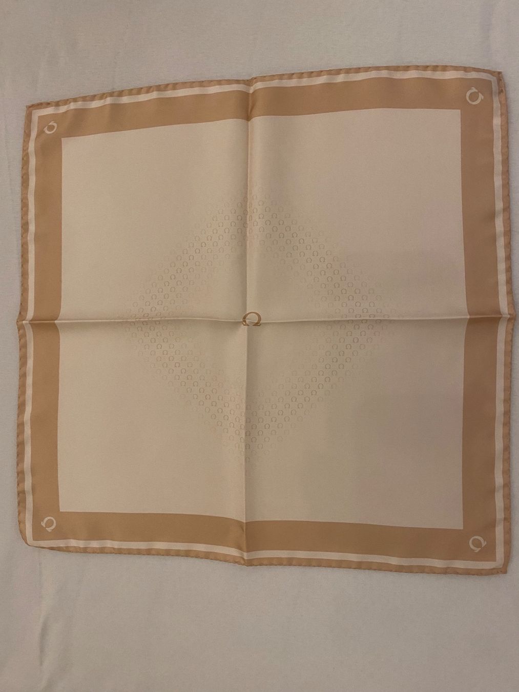 Foulards & écharpes: Omega Seidentuch – Neuf avec emballage d'origine à Lyss par taw1009 2