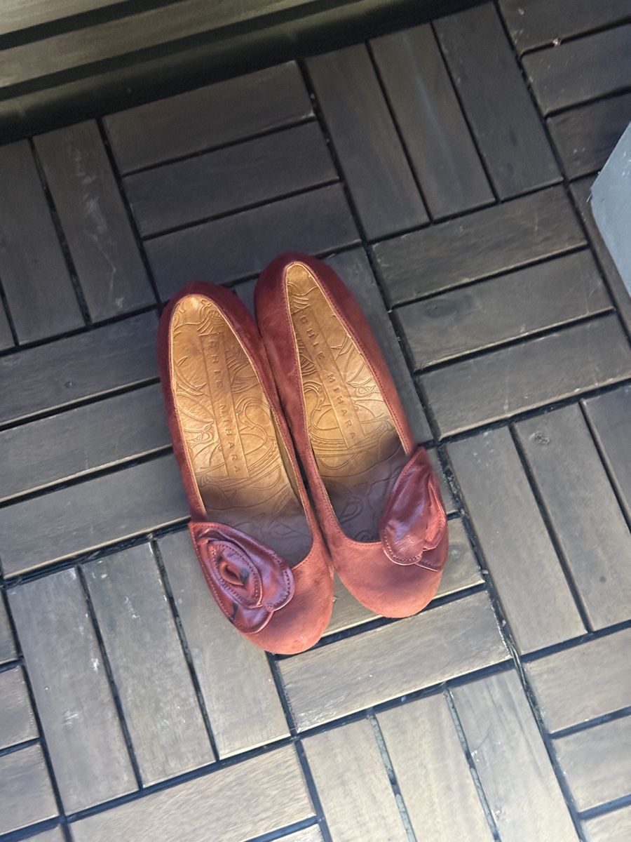 Chie Mihara Scarpe da donna: Chie Mihara red suede heels size 36 NP 250 FR! – Usato da Zürich venduto da Allwelcome 1
