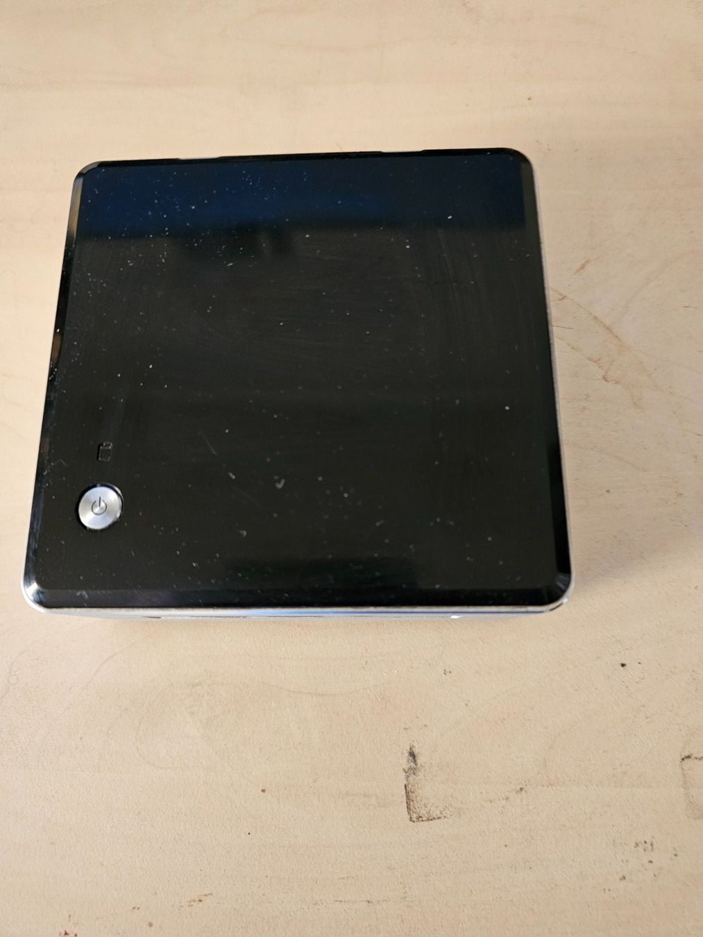 PC: Intel NUC 16 Gb Ram – Usato da Burgdorf venduto da weggu.666 3