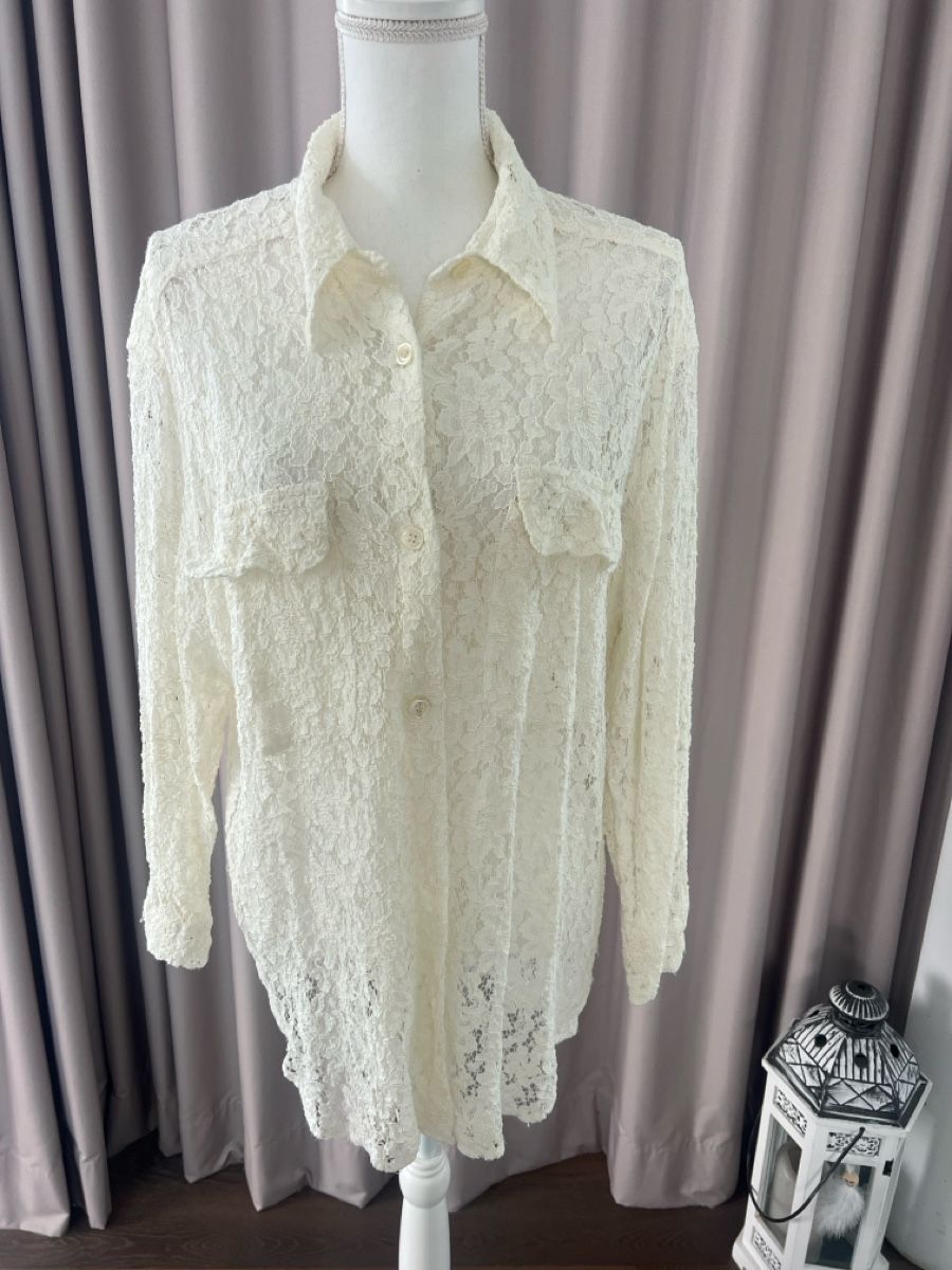 Madeleine Camicette: Elegante Spitzenbluse von Madeleine Gr. 42/44 – Usato da Uetikon am See venduto da Sarahm76