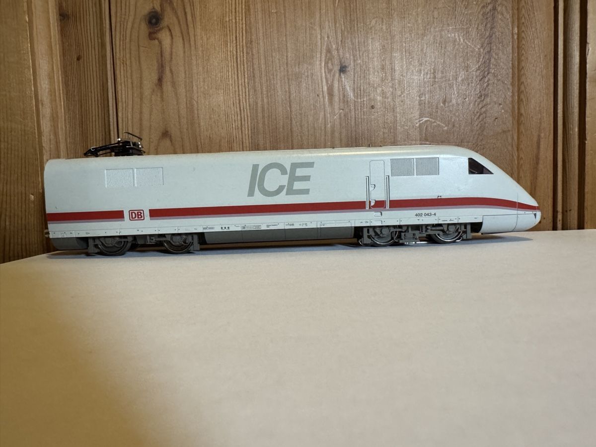 Märklin Modellini di ferrovie: ICE 2 Triebkopf Märklin – Difettoso da Dübendorf venduto da Sportsfreund2022