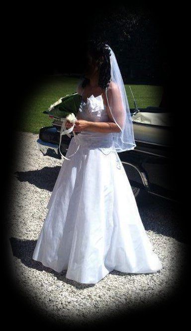 Vestiti: Hochzeitskleid – Usato da Ruswil venduto da DNAB 9