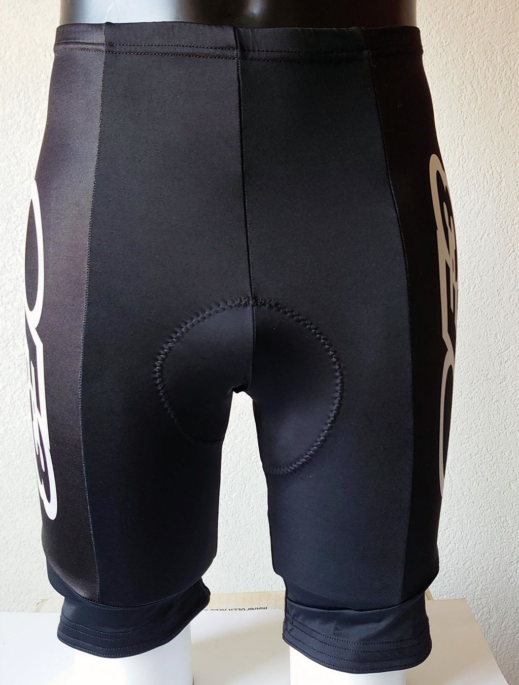 Pantaloni: OF3 - Veloshort L – Nuovo (secondo la descrizione) da Biel/Bienne venduto da TheShop4U