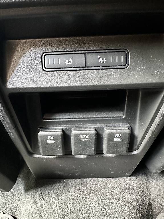 Land Rover Automobili: Land Rover Discovery ab MFK – Usato da Biel/Bienne venduto da pro_6l5g 3