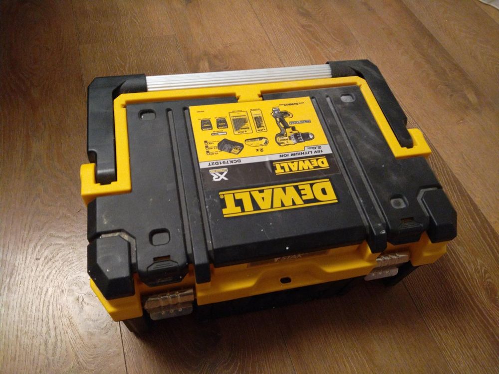 DEWALT DCK 791 D2T 18 Volt | Kaufen auf Ricardo