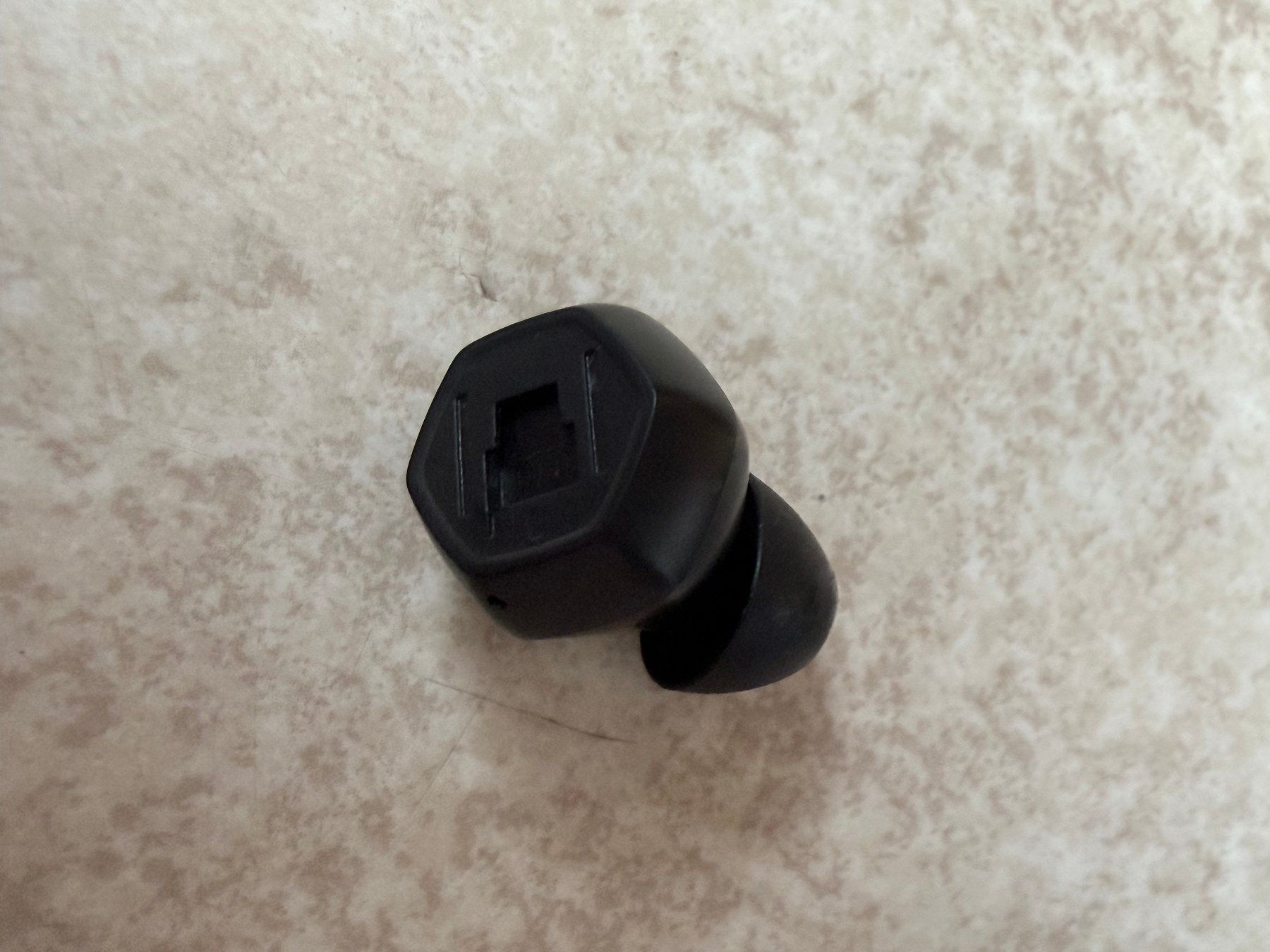 Cuffie: V-Moda Hexamove Lite – Écouteurs Bluetooth True Wireless – Usato da Perly venduto da Al93 3