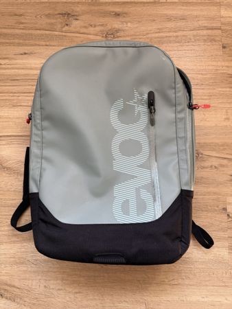 Sac à dos EVOC – Étanche – Compartiment ordinateur