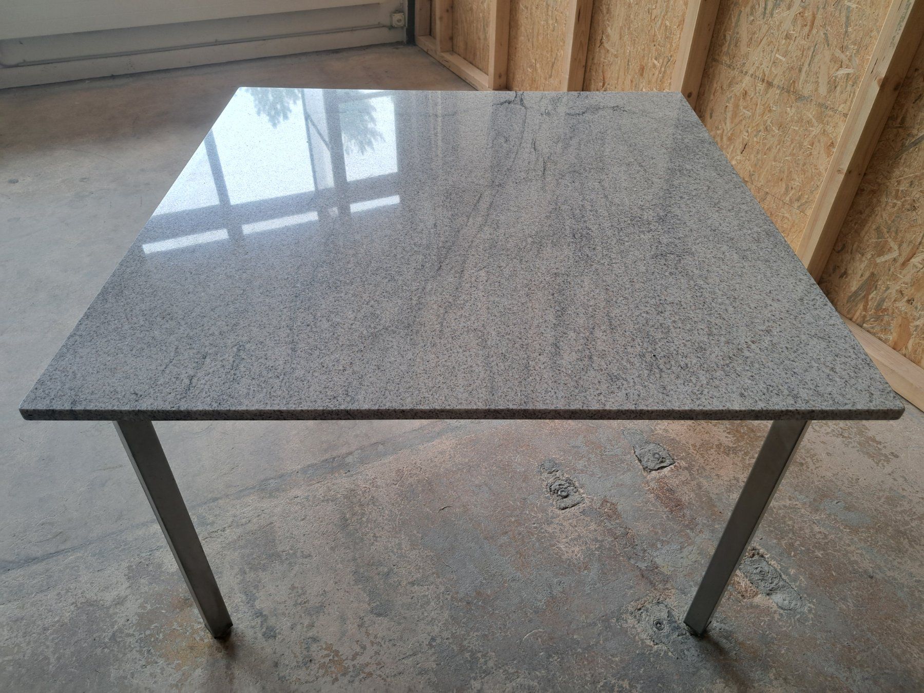 Tables: Gartentisch Marmor Granit/ Chromstahlgestell – D'occasion à Belp par deal-now 2