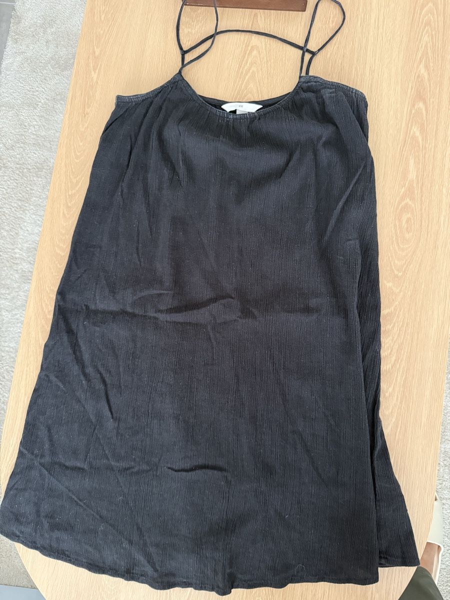 Kleider: Kleid schwarz H&M – Gebraucht aus Gebenstorf von sdent